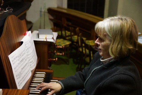 Maria an der Orgel